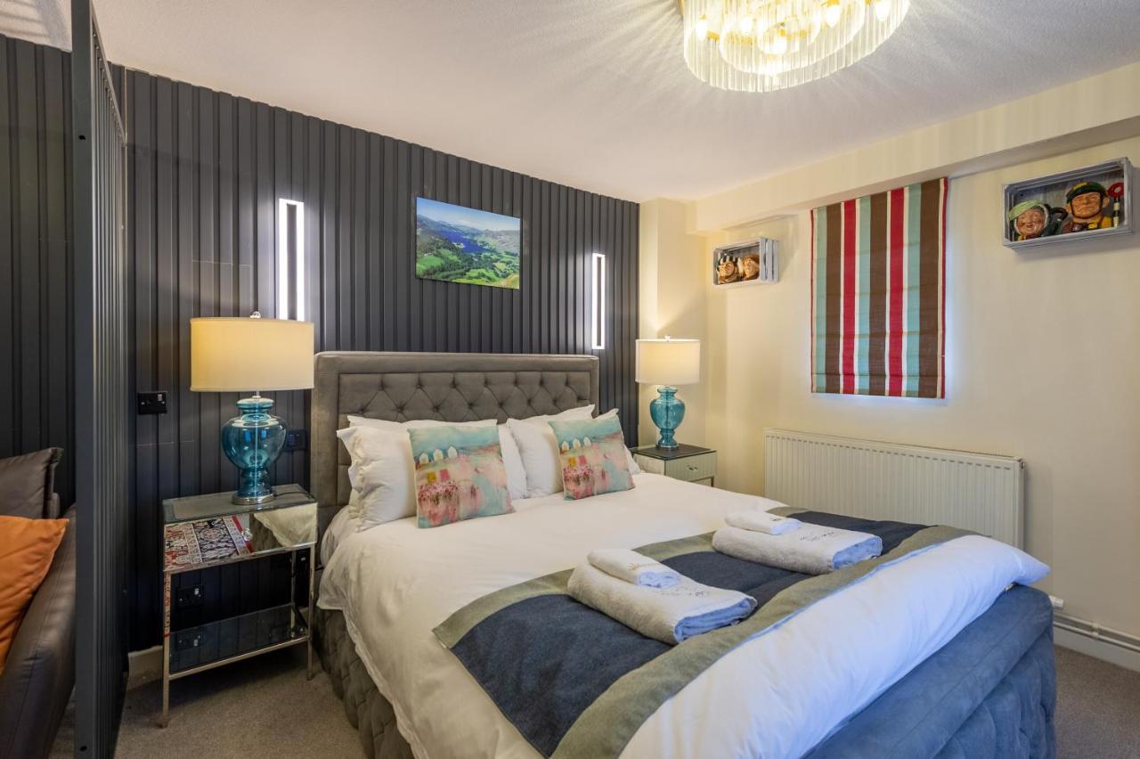 The Ambleside Apartments - Self Catering With Private Kitchen - Best For Location 외부 사진