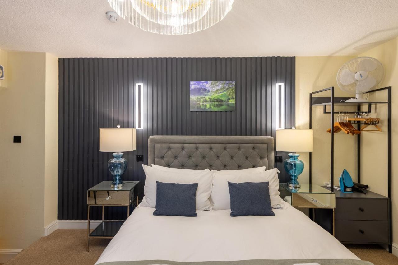 The Ambleside Apartments - Self Catering With Private Kitchen - Best For Location 외부 사진